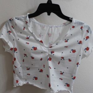 Lettuce Trim Floral Cropped Tee